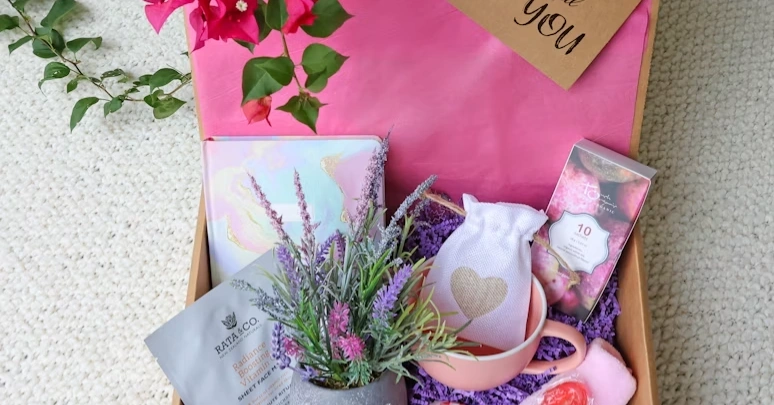 Shrawan Best Gift Idea for Girlfriend