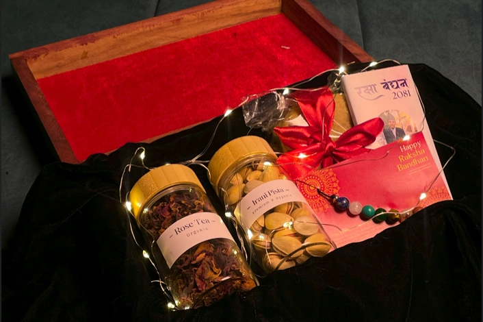 Celebrate Rakshya Bandhan with Gifts That Speak Love – Only at Lumière