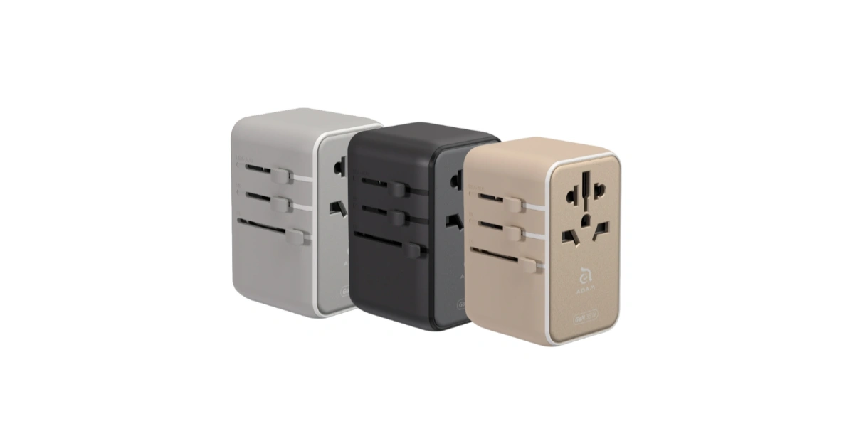 ADAM elements T35L – 35W Universal Travel Adapter with Built-In USB-C Cable