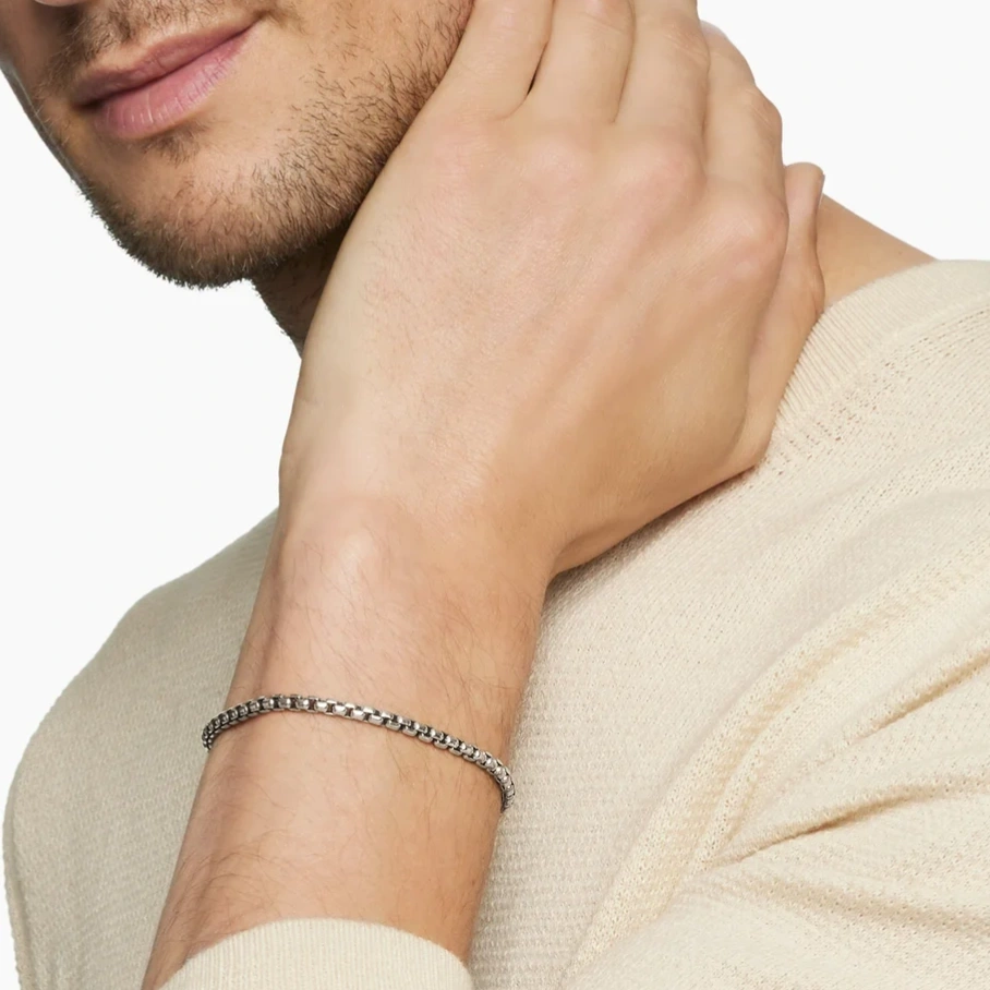 Premium Round Box Bracelet 3