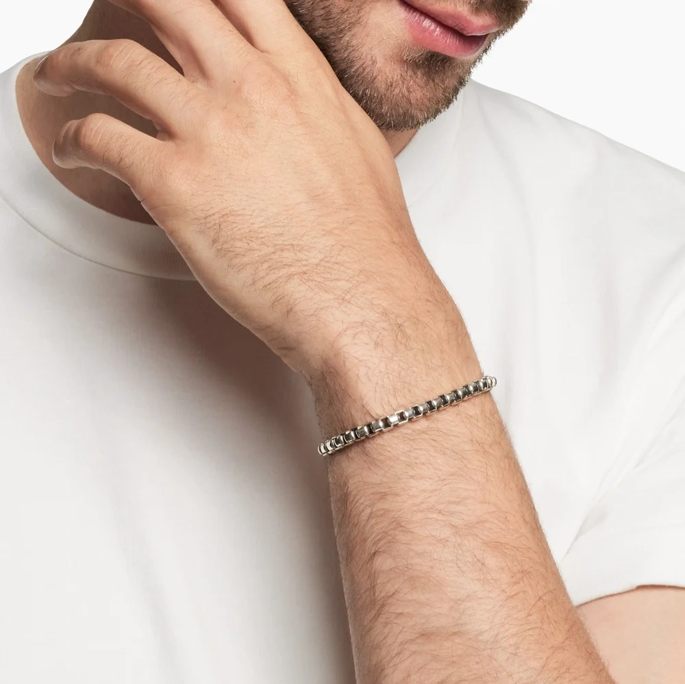 Premium Round Box Bracelet 4