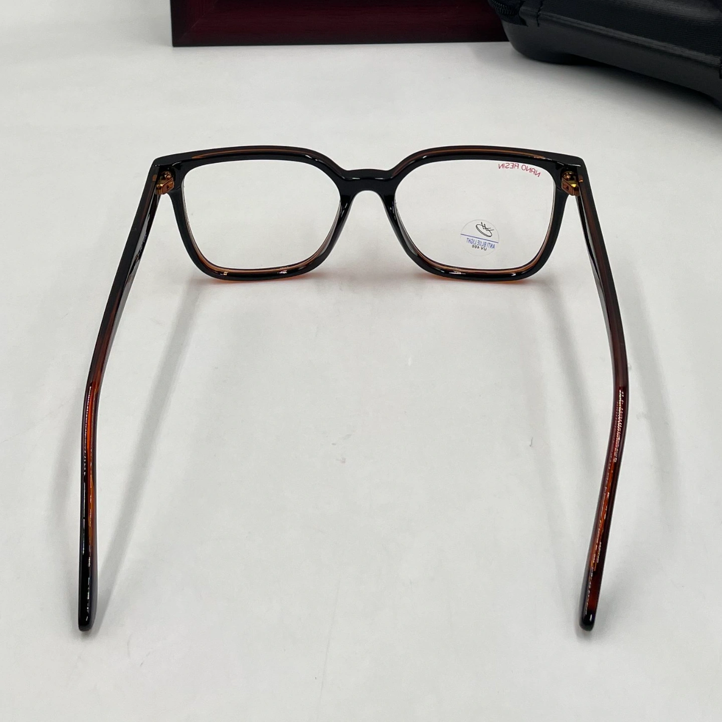 Clear Glass 8