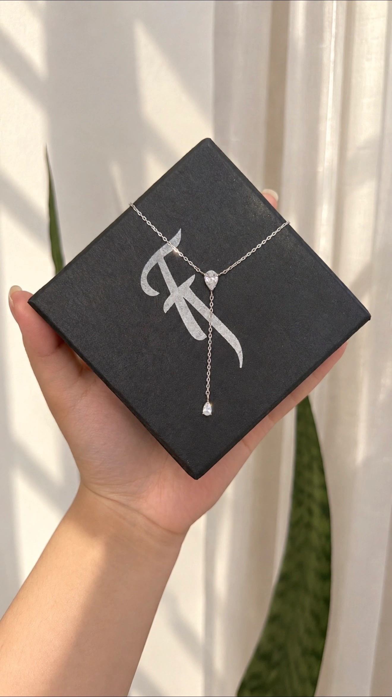 PURE SILVER ADELINE NECKLACE 3