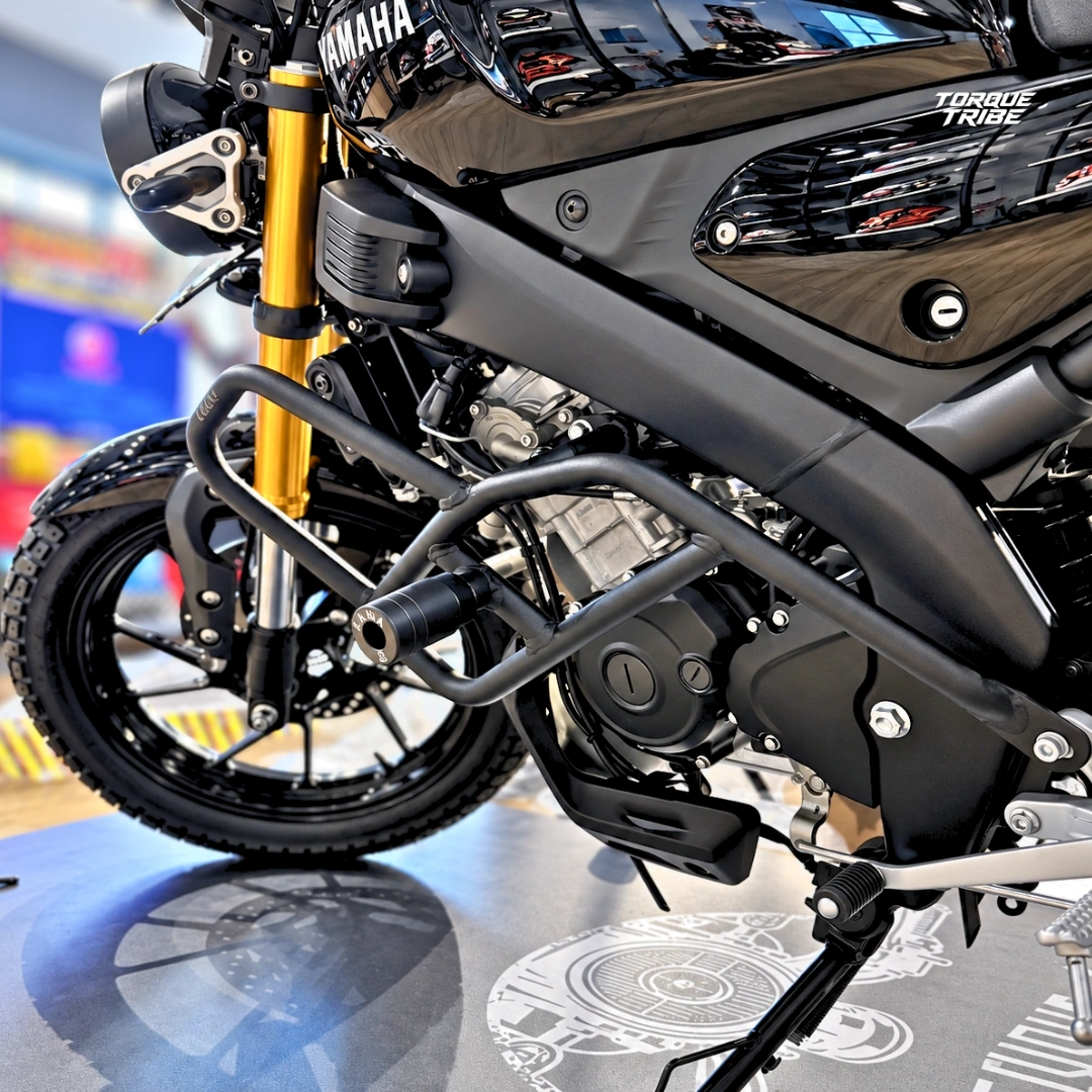 Crash Guard with Sliders for Yamaha XSR 155 | Zana 5