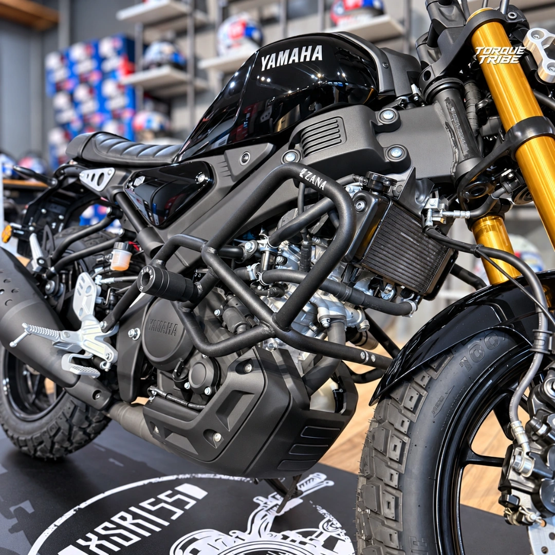 Crash Guard with Sliders for Yamaha XSR 155 | Zana 4