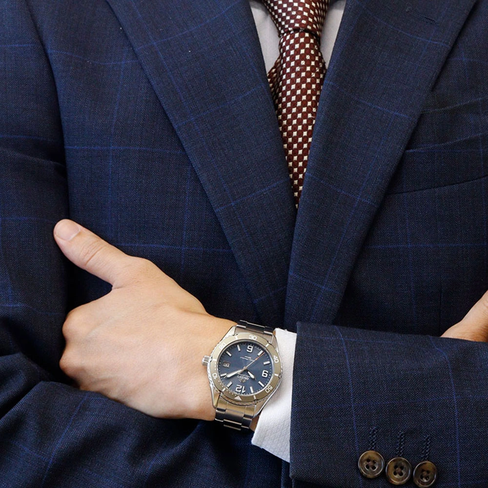 ORIENT: Quartz Sports Watch, Metal Strap - 39.9mm (RA-WJ0002L)