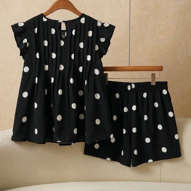Polka Dot Print Ruffle Blouse And Casual 90s Shorts 2 Pieces Set 2