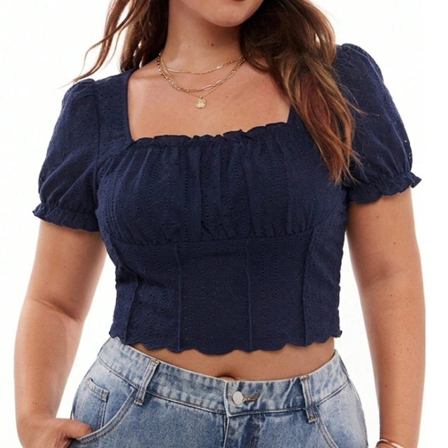 Plus Size Solid Color Frill Trim Short Sleeve Fitted T-Shirt 1