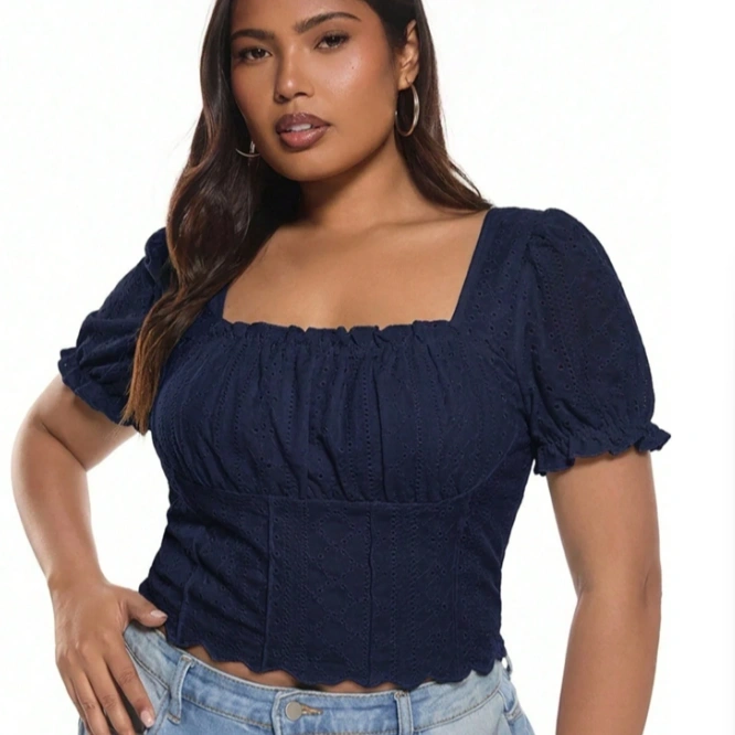 Plus Size Solid Color Frill Trim Short Sleeve Fitted T-Shirt 4