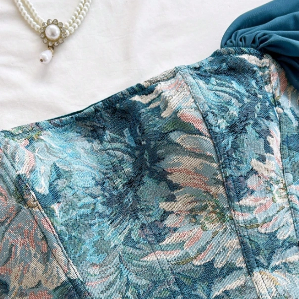 Elegant Tea Party Vintage Palace Style Jacquard Print Off Shoulder Crop Top 4