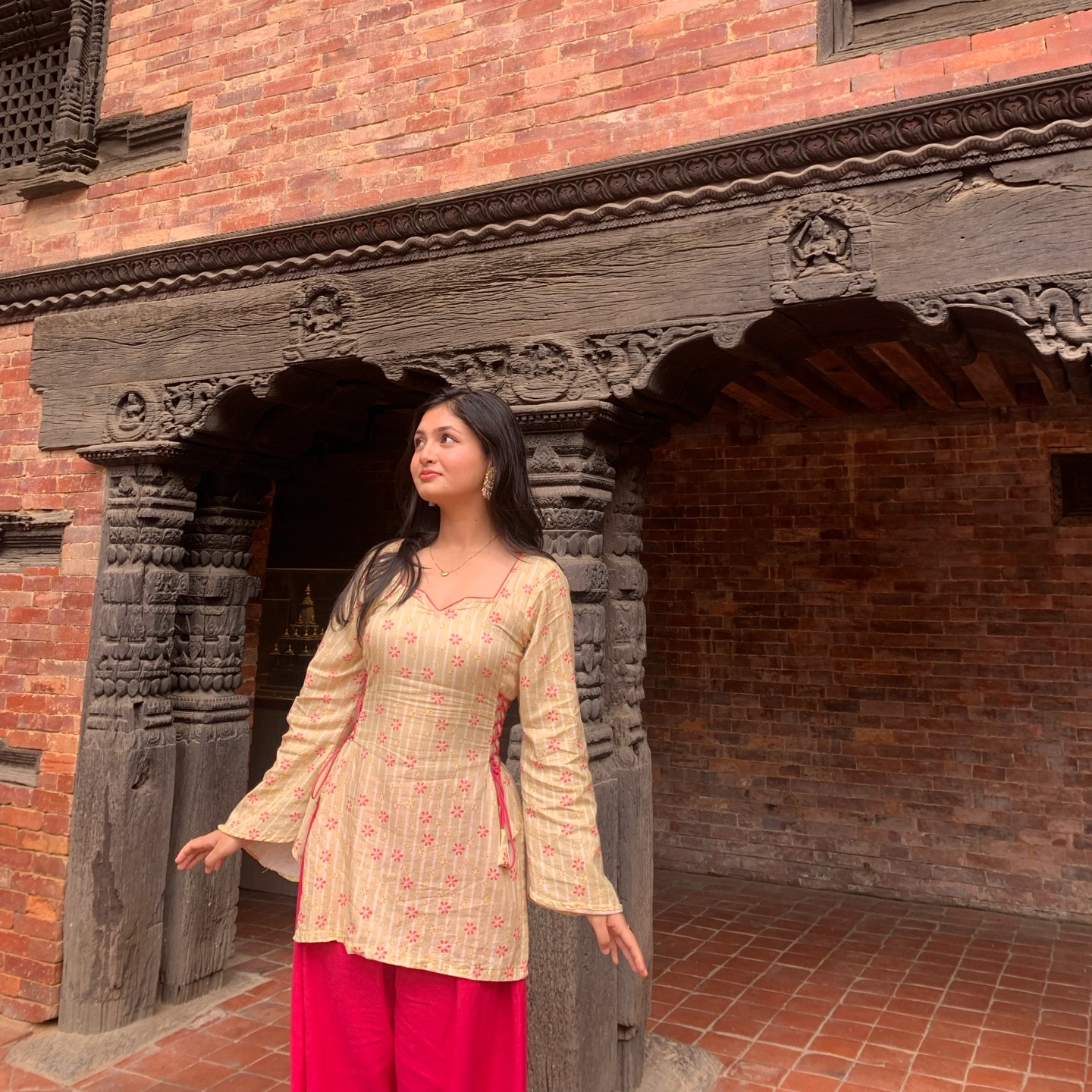Avni Kurti 1