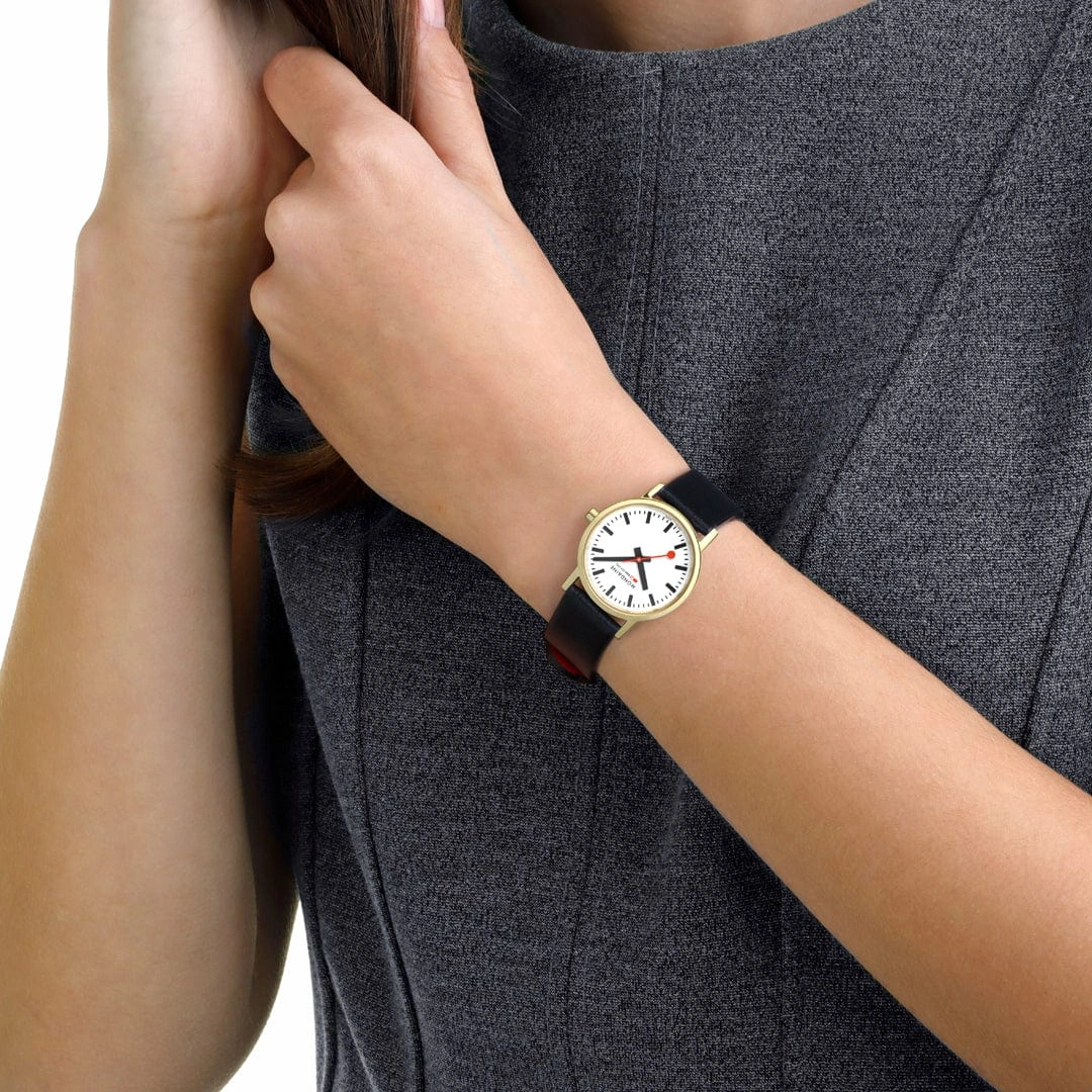 Mondaine Classic 30mm A658.30323.10SBBV 2