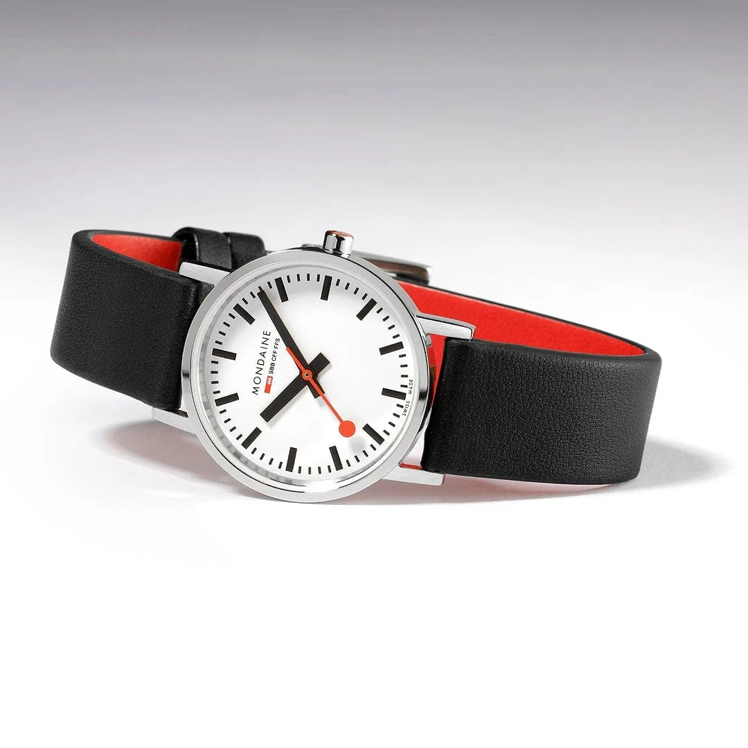 Mondaine Classic 30mm A658.30323.11SBBV 3