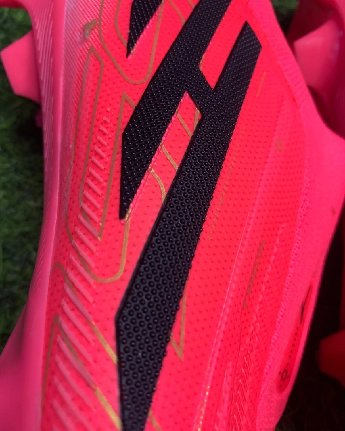 Anza 550 Non-Lace FG Football Boots – Solar Red/Black Slip-On Soccer Cleats 6