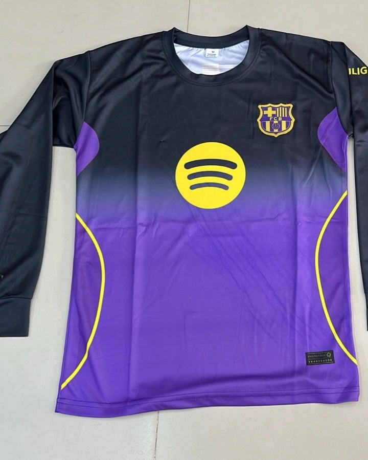 Barcelona 2026/27 Away Long Sleeve Jersey & Shorts Set – A-Grade Football Kit (Purple/Black) 1