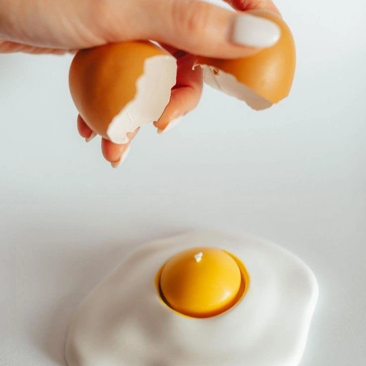 single pose egg mold 1