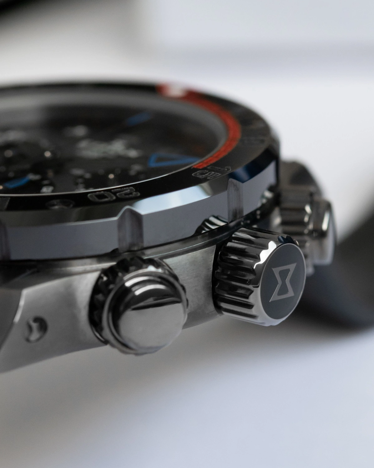 EDOX CO-1 Chronograph 4