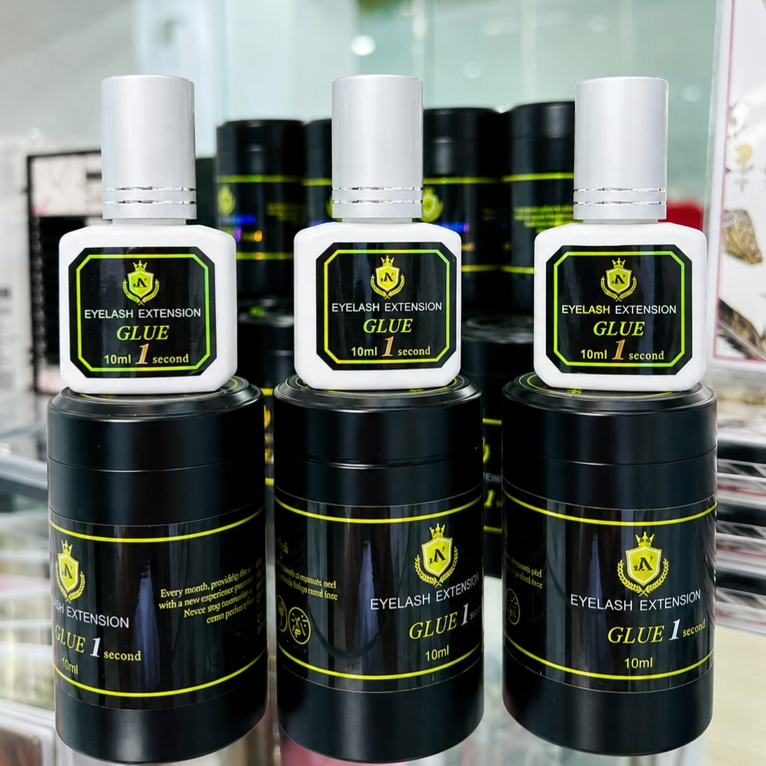 Eyelash Extension Glue 2