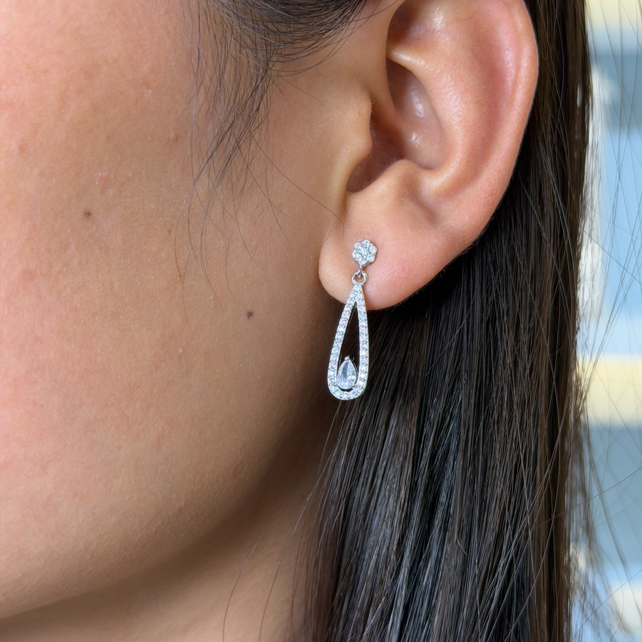 Dewdrop Whisper 1