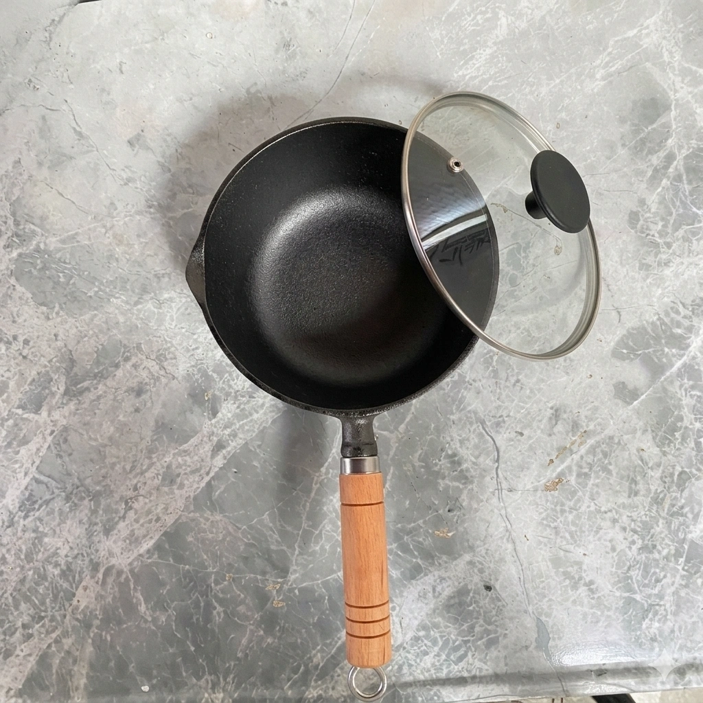 Cast Iron Saucepan with glass Lid - 19cm 1